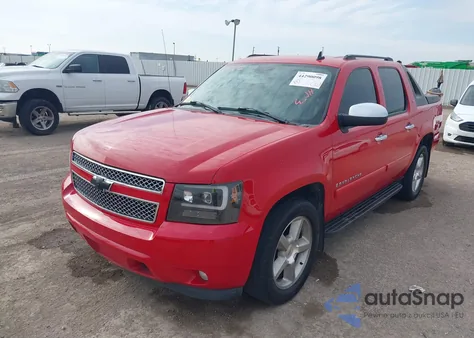 2008 Chevrolet Avalanche 1500 Ltz z USA, uszkodzony, nr VIN 3GNEC12J18G105279